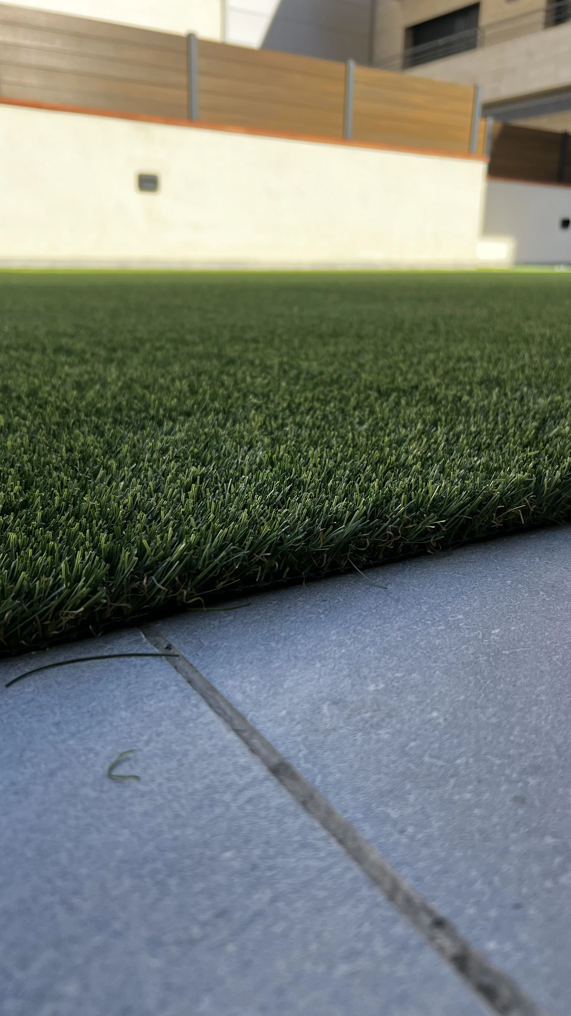 D’una terrassa freda a un espai exterior càlid i acollidor