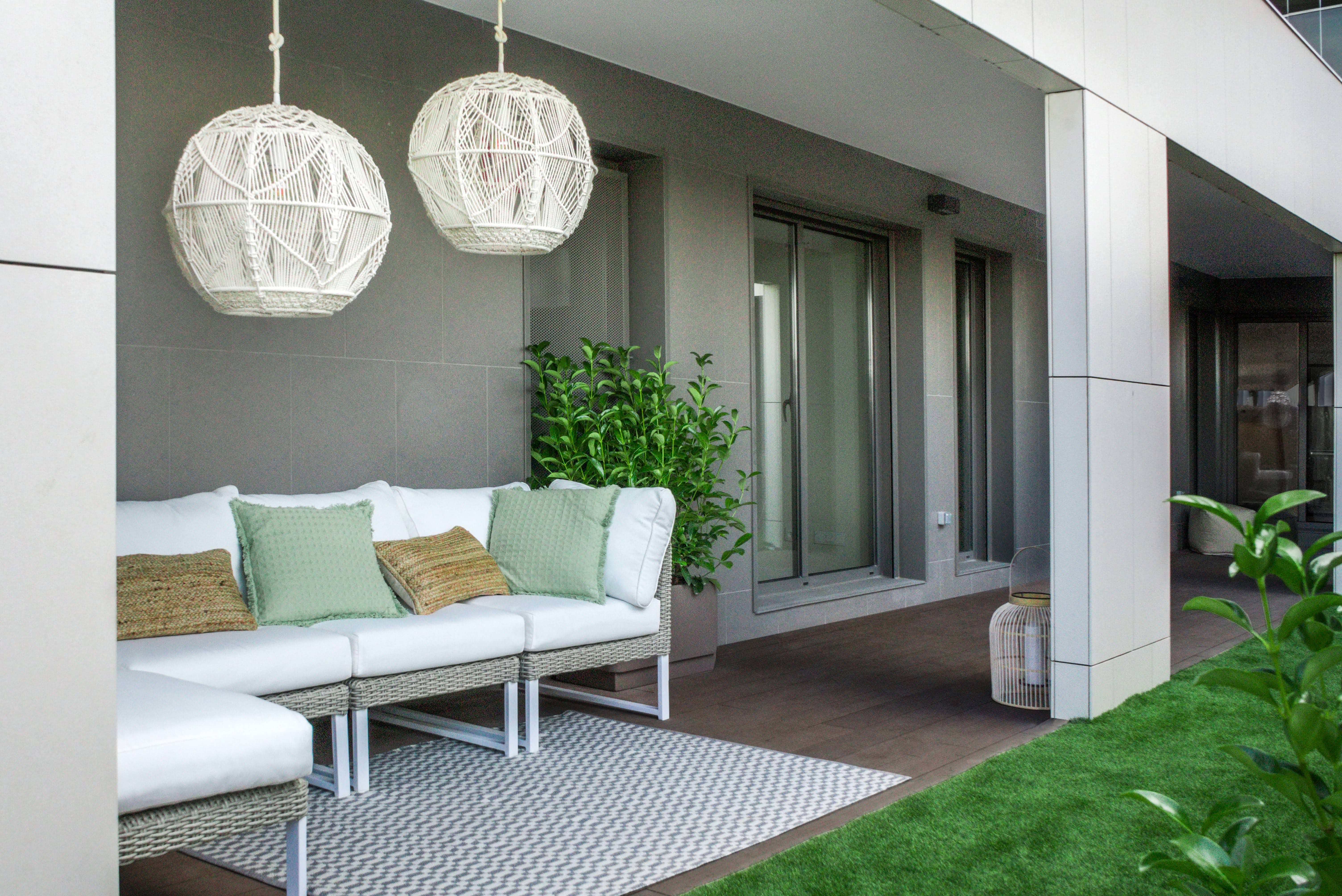 Large terrace for a large family