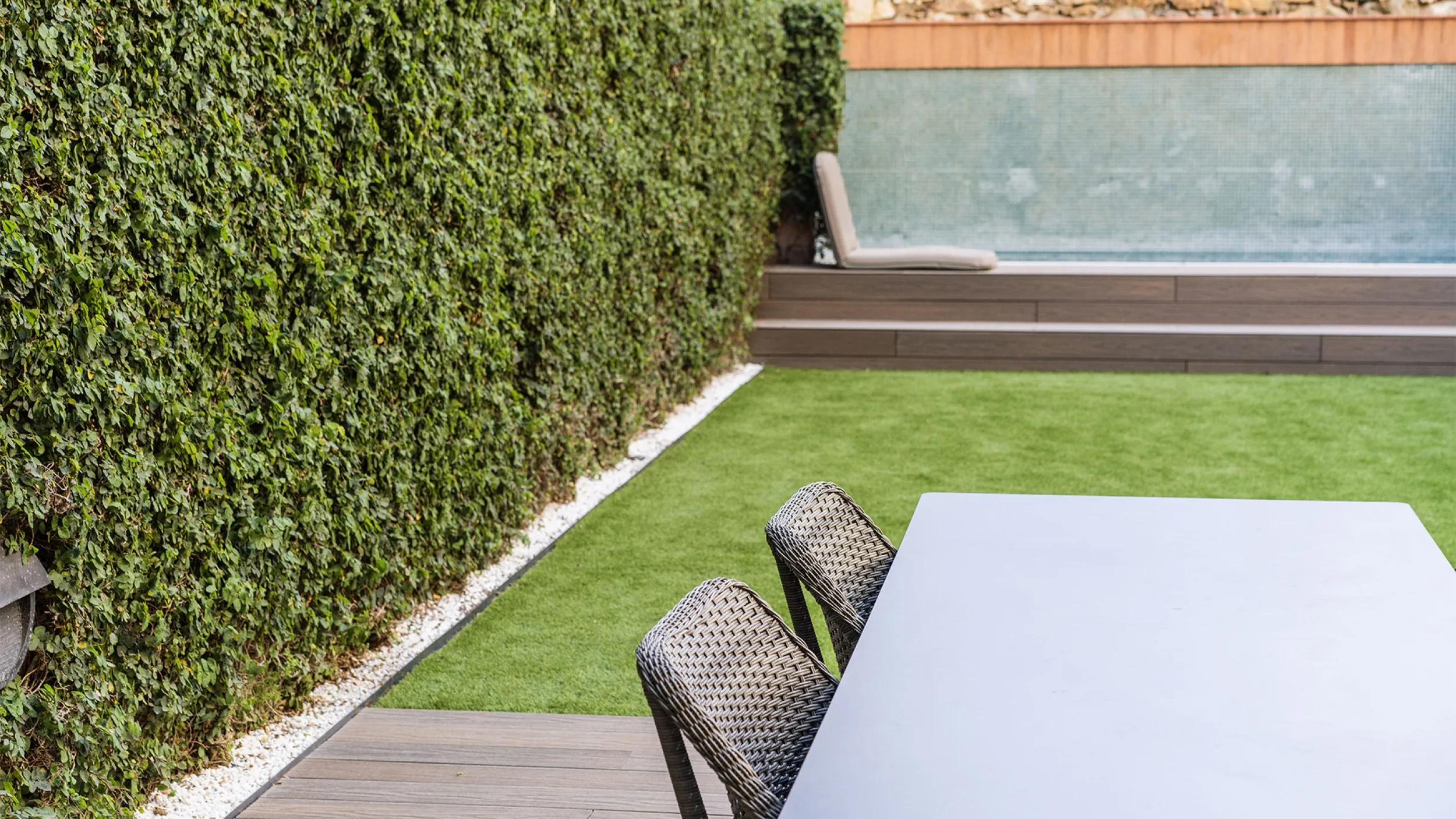 Reforma d'un jardí en plena ciutat
